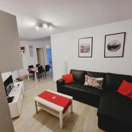 Apartamento Con Encanto "Larios Street" Apartment Malaga Ngoại thất bức ảnh