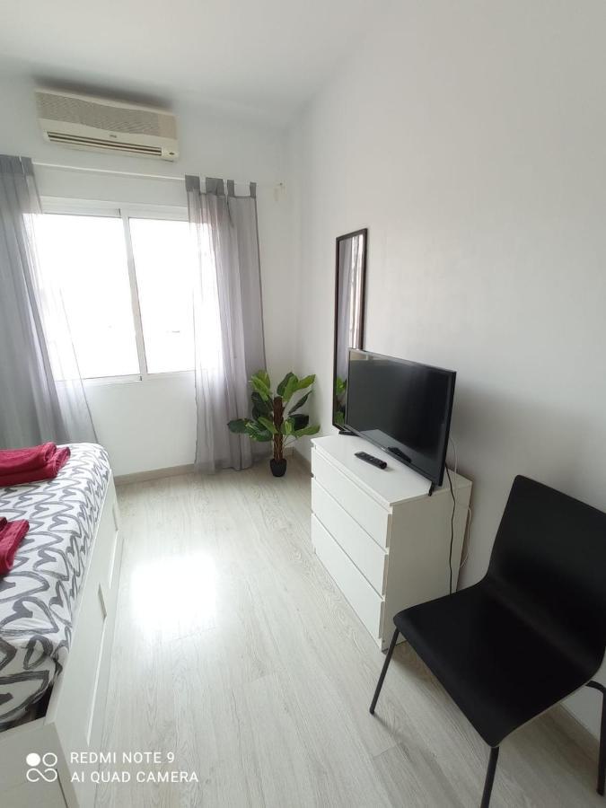 Apartamento Con Encanto "Larios Street" Apartment Malaga Ngoại thất bức ảnh