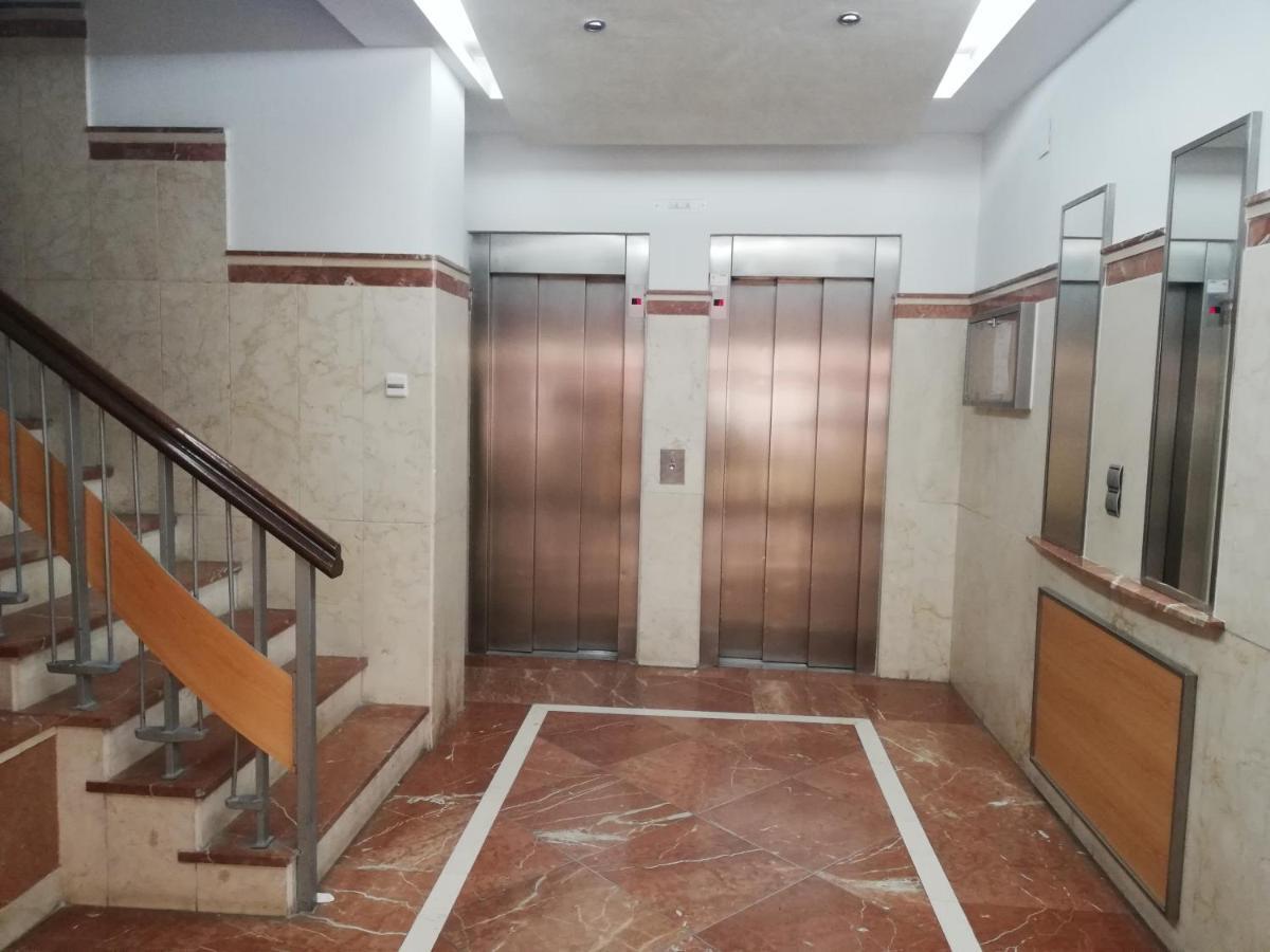 Apartamento Con Encanto "Larios Street" Apartment Malaga Ngoại thất bức ảnh