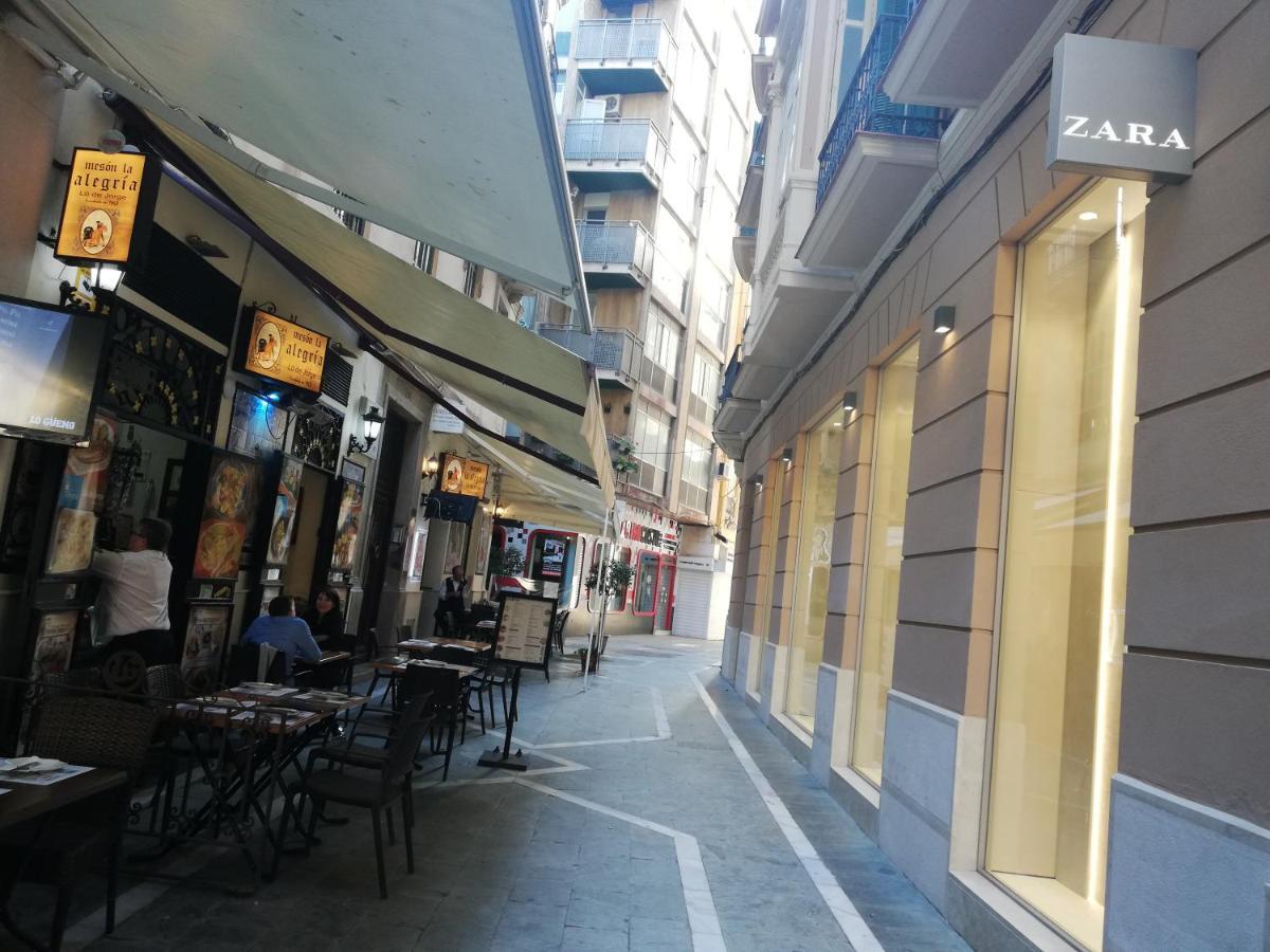 Apartamento Con Encanto "Larios Street" Apartment Malaga Ngoại thất bức ảnh